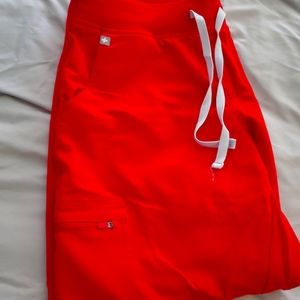 Figs Zamora Joggers- Red